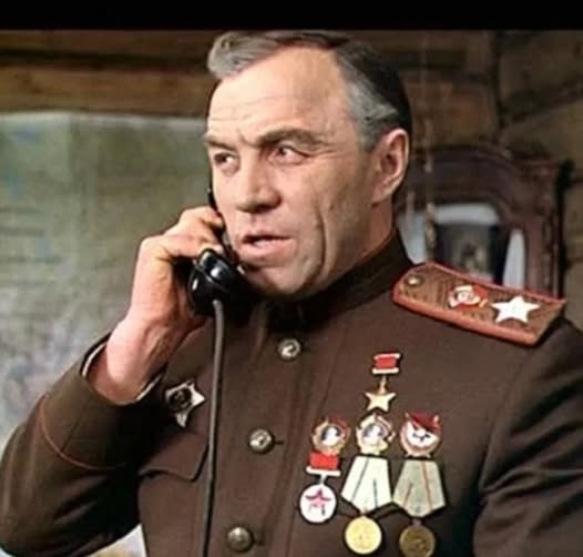 Михаил Ульянов: -Я на маршала совсем не похож. -Да тебя сам маршал утвердил